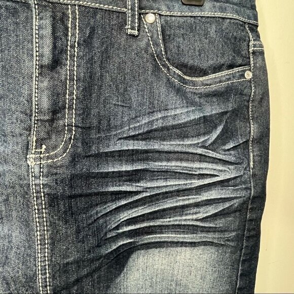 Suko Jeans Denim Skirt Dark Wash Embellished Pockets Size 10 - Picture 3 of 8
